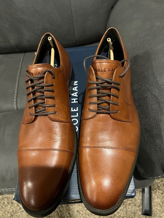 Cole Haan Men’s Cap-Toe Oxford in Brown Leather main image 8